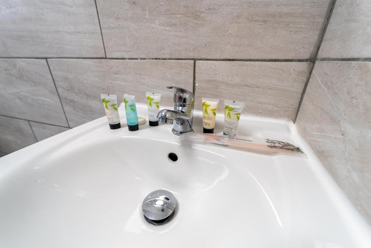 Staysa Equipped Studios Near Qe And Uob In Guesthouse Close To The City! Birmingham Zimmer foto