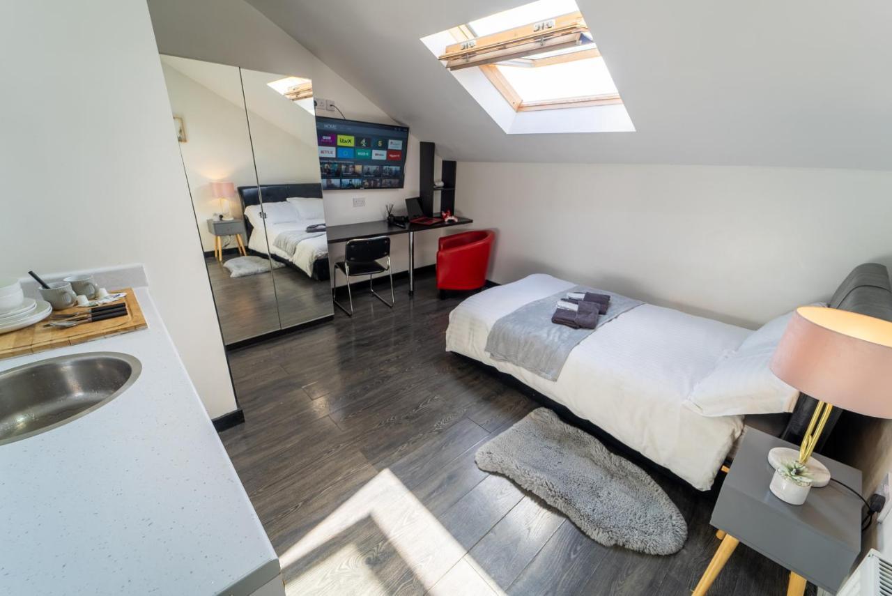Staysa Equipped Studios Near Qe And Uob In Guesthouse Close To The City! Birmingham Zimmer foto